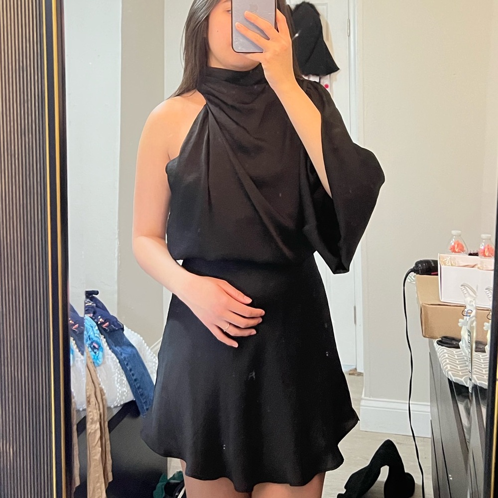 Elegant Black One-Shoulder Dress